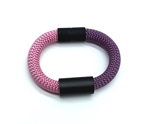 Oval bracelet / purple-pink