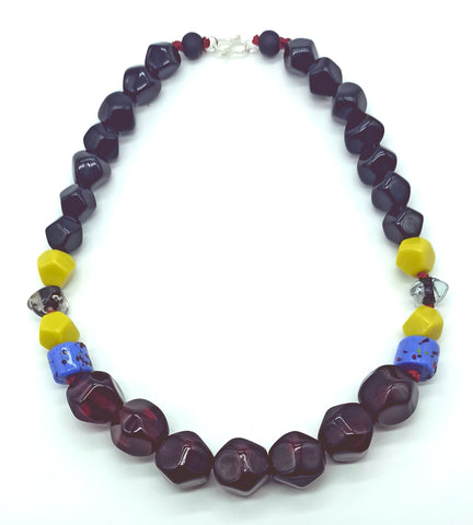 KD&D necklace / maroon