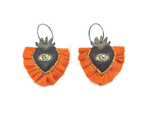 Heart eye orange earrings